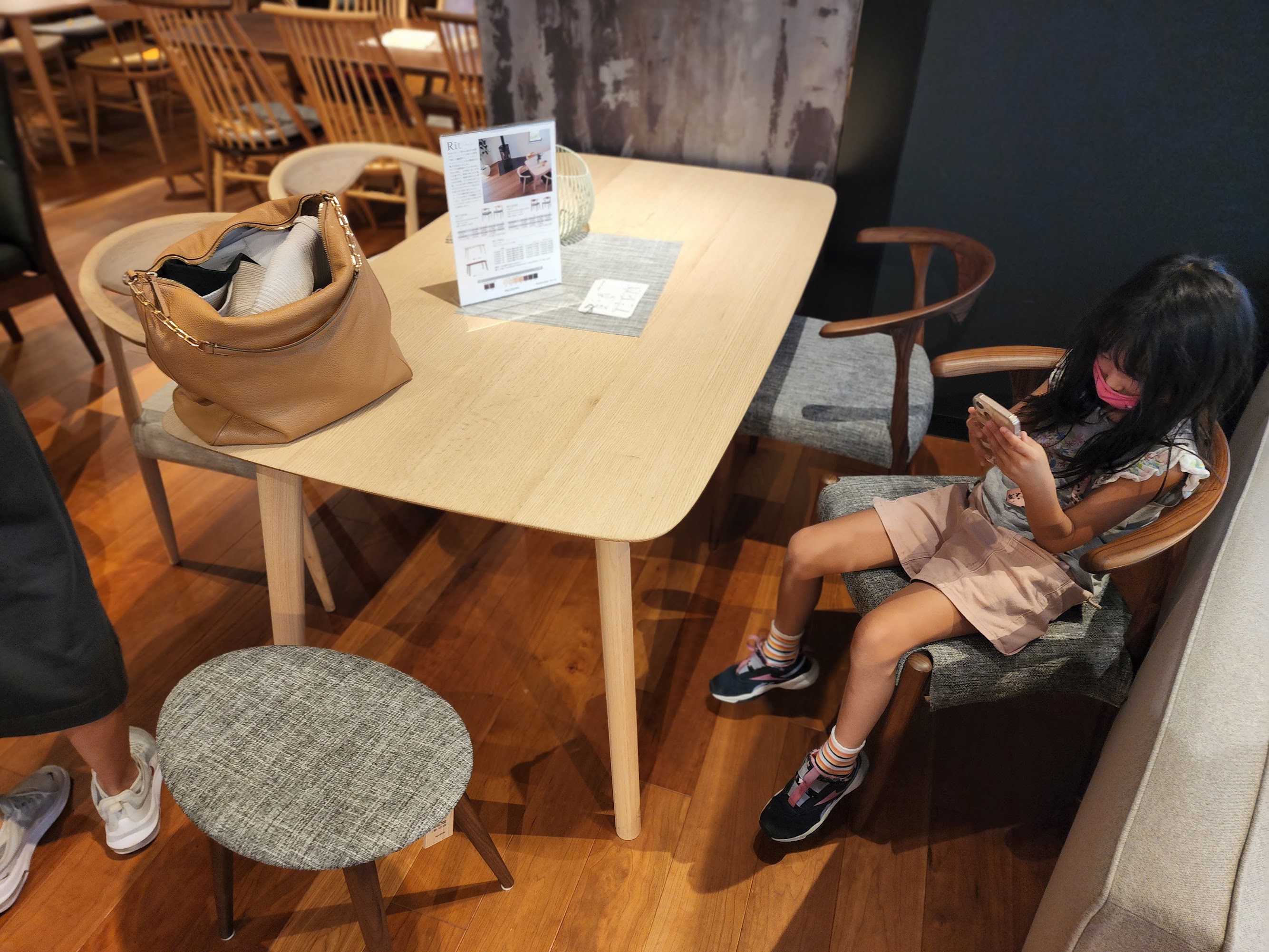 hida table